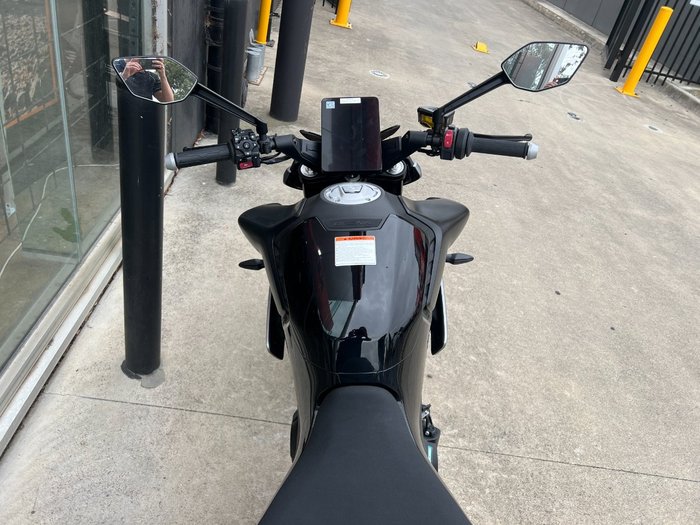2025 CFMOTO NK ADVANCE NEBULA BLACK