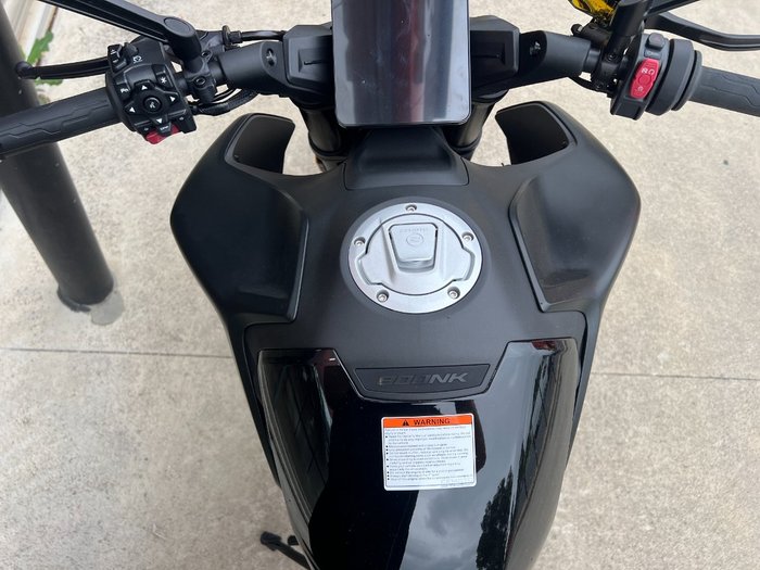 2025 CFMOTO NK ADVANCE NEBULA BLACK
