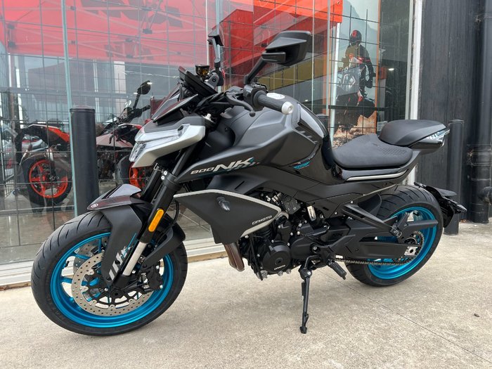 2025 CFMOTO NK ADVANCE NEBULA BLACK