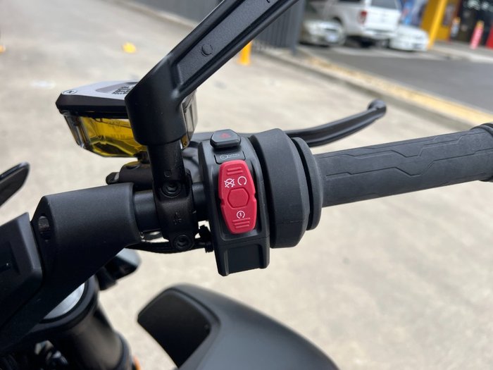 2025 CFMOTO NK ADVANCE NEBULA BLACK