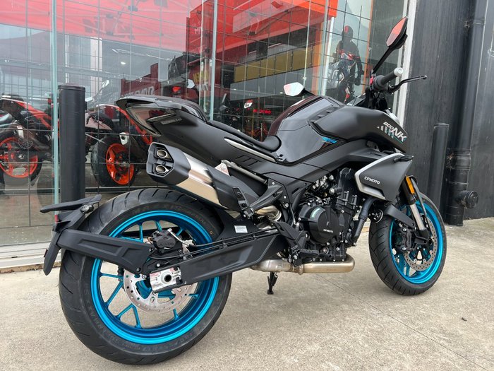 2025 CFMOTO NK ADVANCE NEBULA BLACK