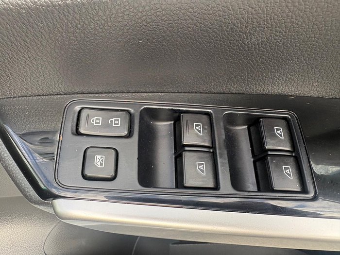 2021 Mitsubishi Pajero Sport GLX