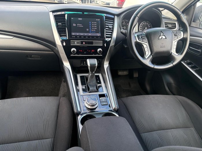 2021 Mitsubishi Pajero Sport GLX