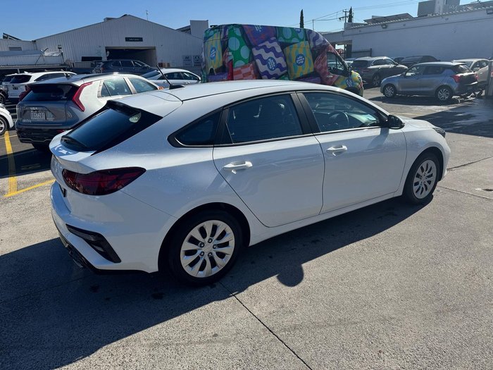 2024 Kia Cerato S