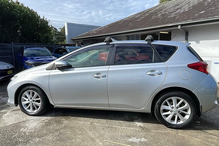 2013 Toyota Corolla Ascent Sport