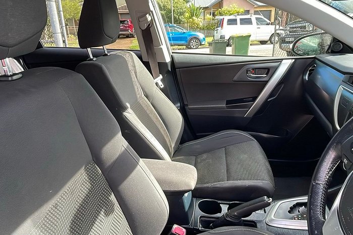 2013 Toyota Corolla Ascent Sport
