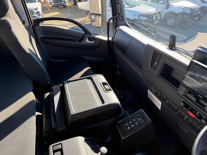 2026 Isuzu F Series FVR 170-300 AT R47