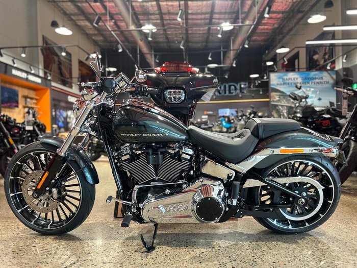 Harley-Davidson Breakout 117 (FXBR) Softail