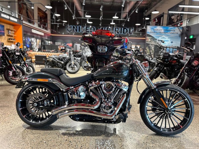 Harley-Davidson Breakout 117 (FXBR) Softail