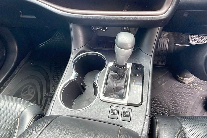 2019 Toyota Kluger Black Edition