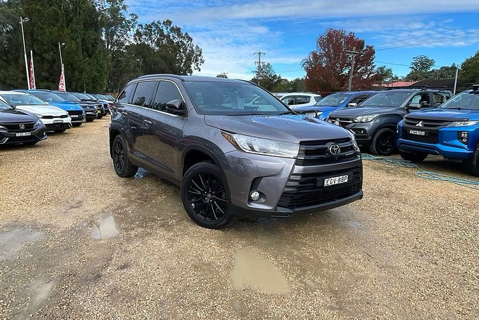 2019 Toyota Kluger Black Edition