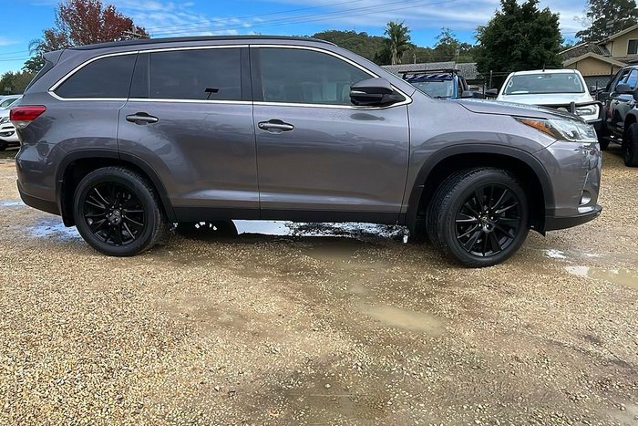 2019 Toyota Kluger Black Edition