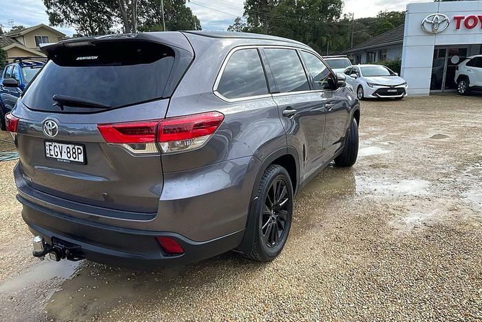 2019 Toyota Kluger Black Edition