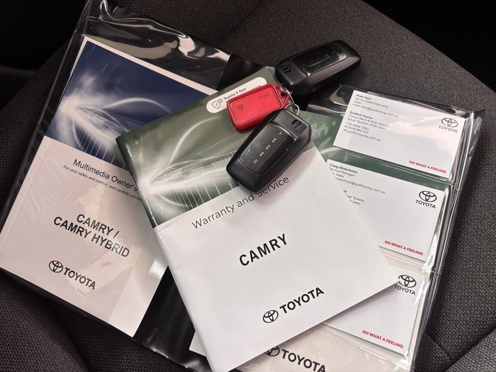 2025 Toyota Camry Hybrid