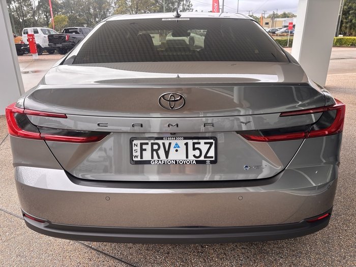 2025 Toyota Camry Hybrid