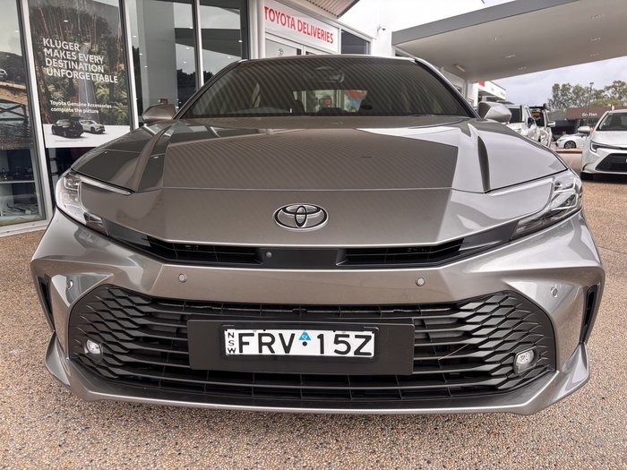 2025 Toyota Camry Hybrid