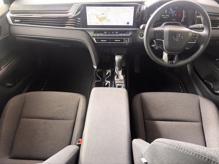 2025 Toyota Camry Hybrid