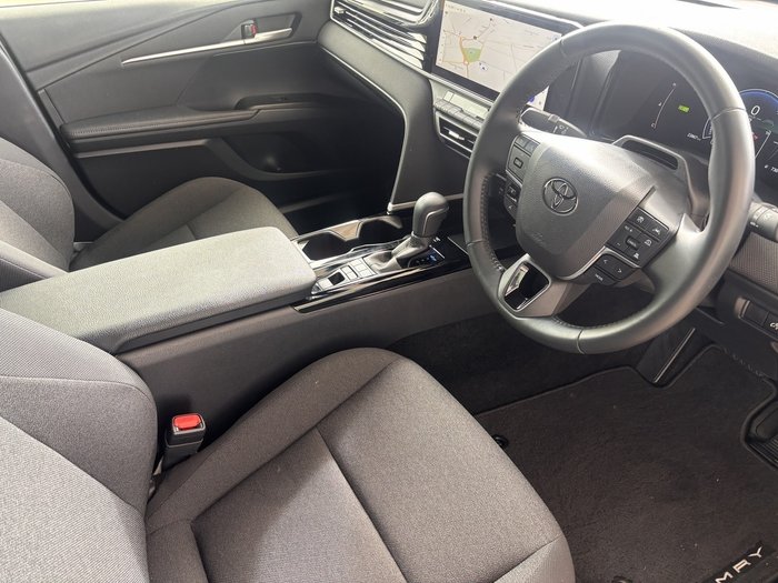 2025 Toyota Camry Hybrid
