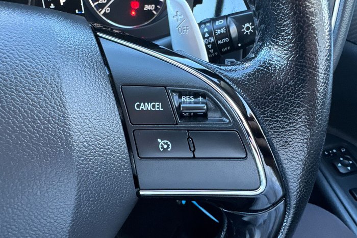2016 Mitsubishi Outlander XLS