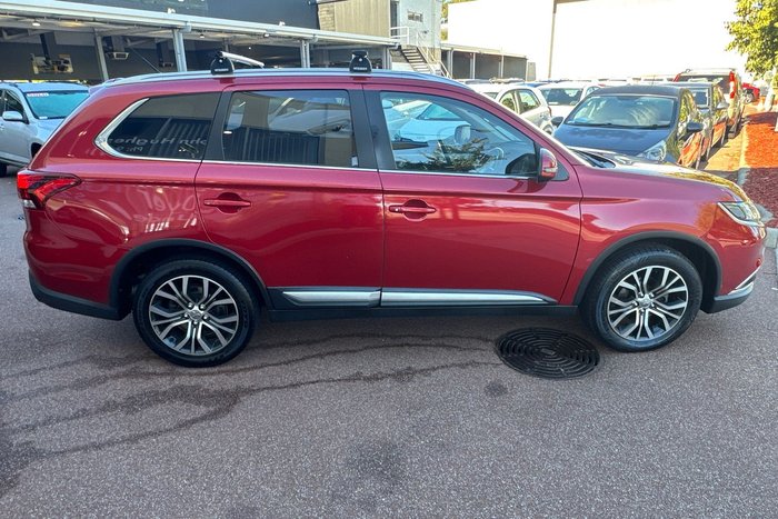 2016 Mitsubishi Outlander XLS