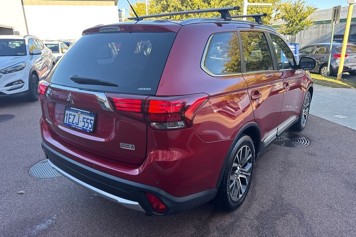 2016 Mitsubishi Outlander XLS
