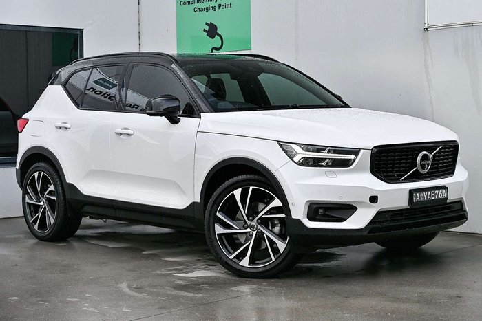 2020 Volvo XC40
