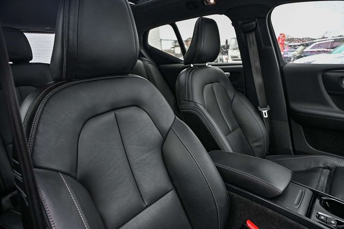 2020 Volvo XC40 T5 R-Design