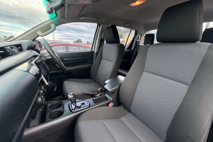 2016 Toyota Hilux Workmate