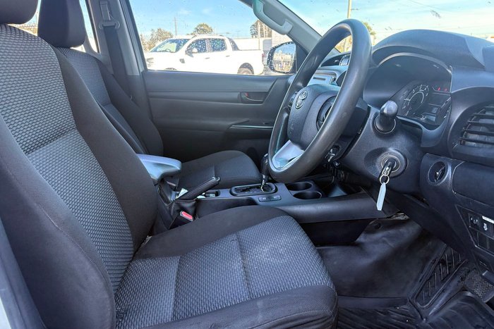 2016 Toyota Hilux Workmate