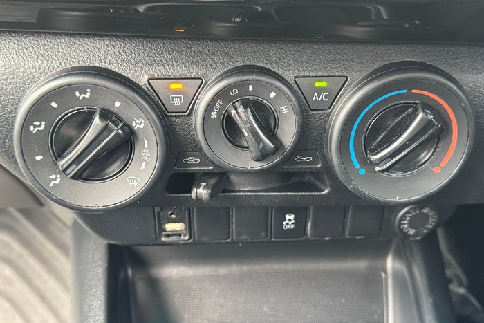2016 Toyota Hilux Workmate