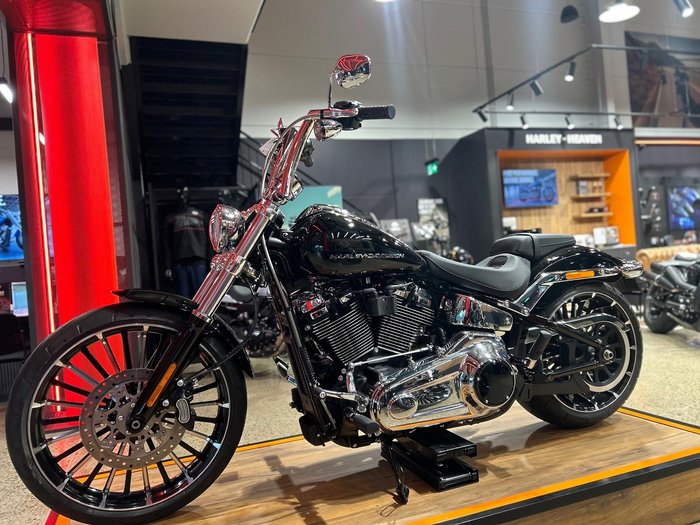 2025 Harley-Davidson Breakout 117 (FXBR) Softail Black