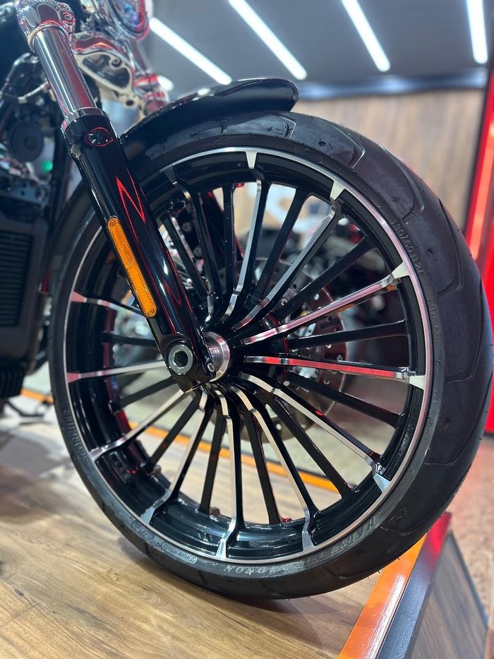 2025 Harley-Davidson Breakout 117 (FXBR) Softail Black