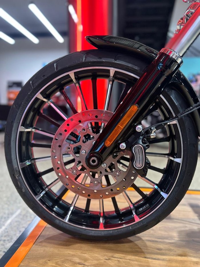 2025 Harley-Davidson Breakout 117 (FXBR) Softail Black