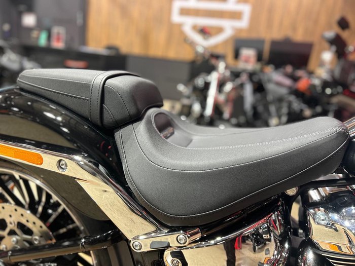 2025 Harley-Davidson Breakout 117 (FXBR) Softail Black