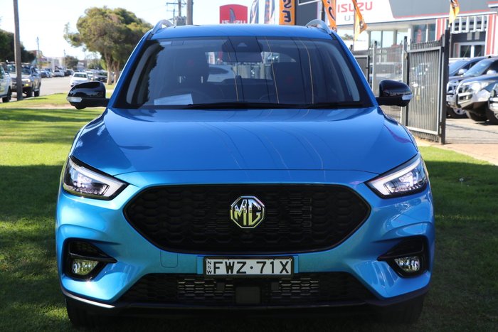 2023 MG ZST Essence