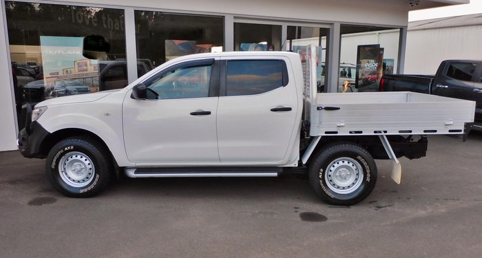 2017 Nissan Navara SL