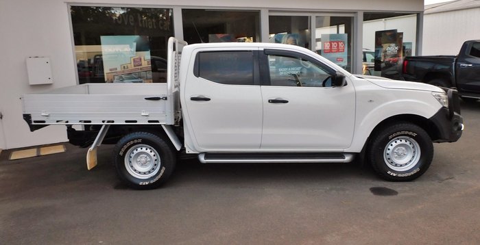 2017 Nissan Navara SL