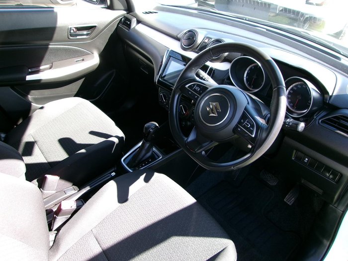 2019 Suzuki Swift GL Navigator