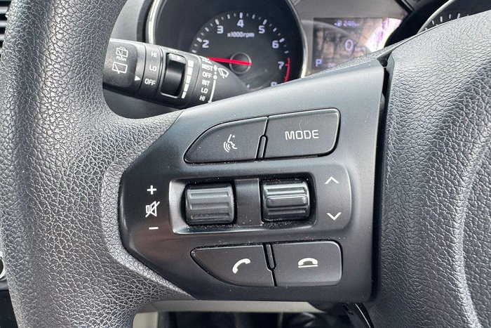 2018 Kia Carnival S YP MY19 White