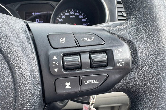 2018 Kia Carnival S YP MY19 White