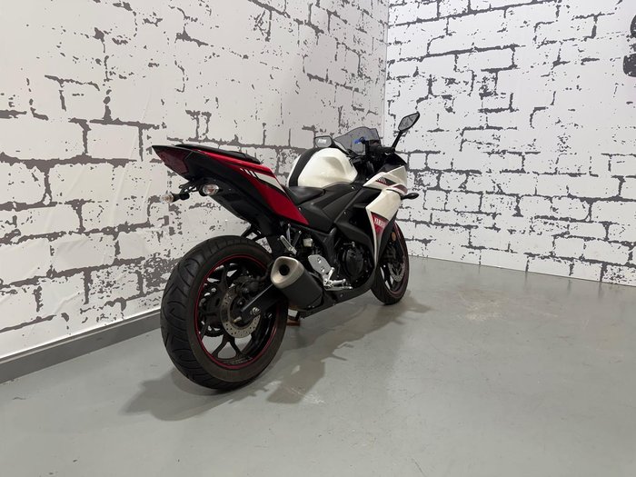 2016 Yamaha YZF-R3 R3 White