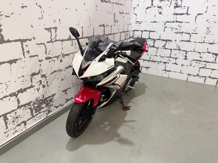 2016 Yamaha YZF-R3 R3 White