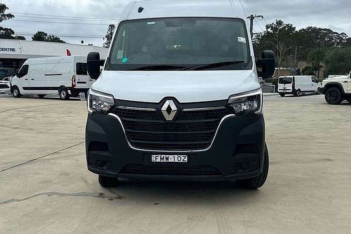 2024 Renault Master