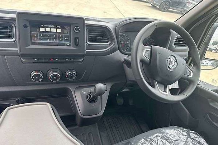 2024 Renault Master