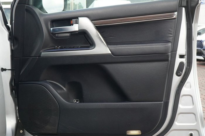2015 Toyota Landcruiser VX