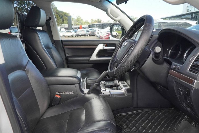 2015 Toyota Landcruiser VX