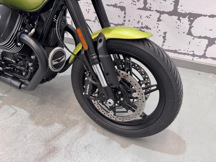2025 Moto Guzzi V7 Special Special Green