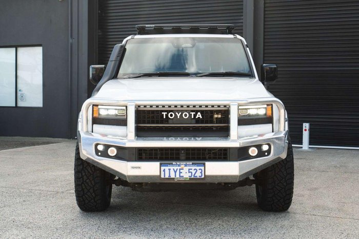 2025 Toyota Landcruiser Prado