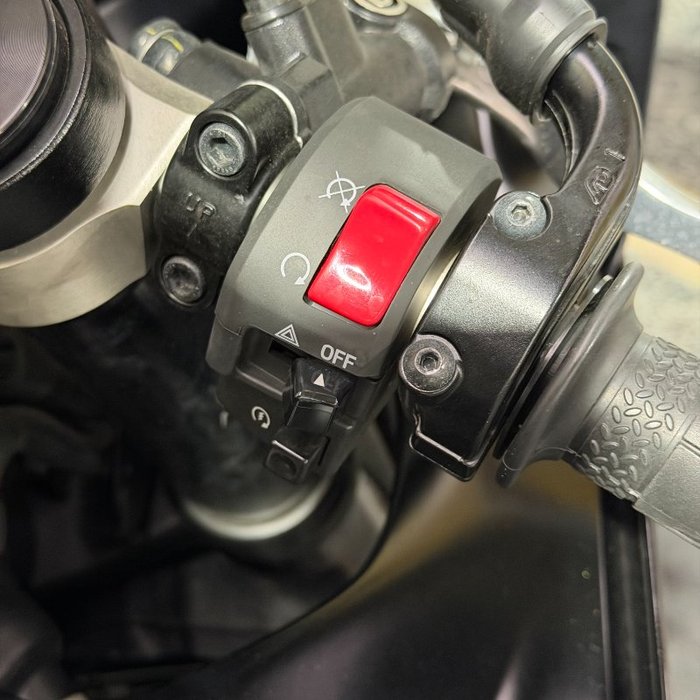 2022 Yamaha YZF-R7HO Black