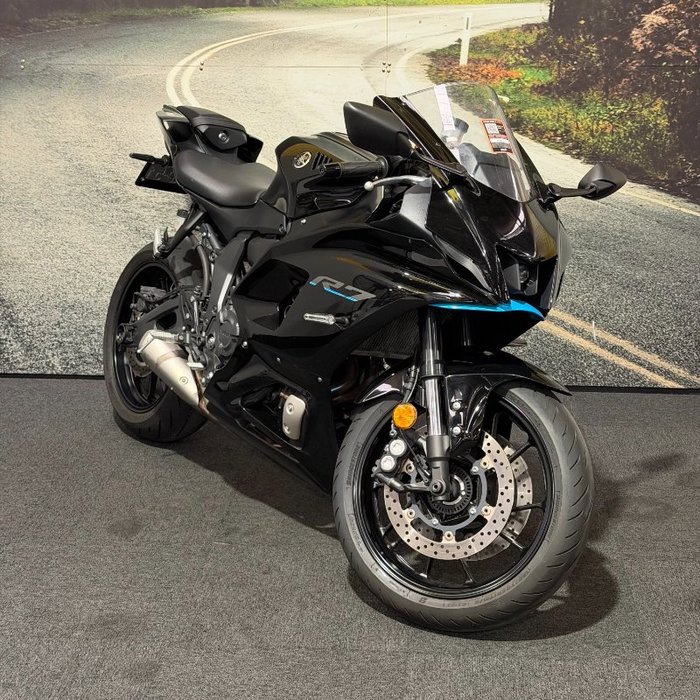 2022 Yamaha YZF-R7HO Black